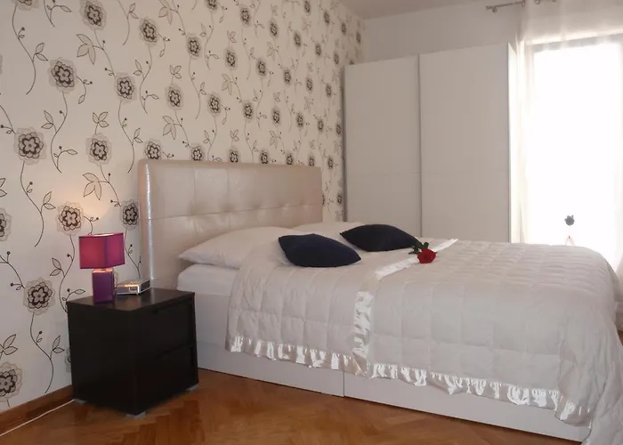 Mara Apartman *